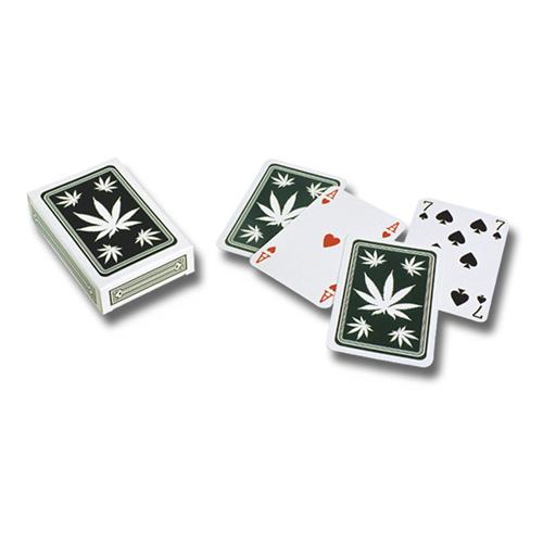 Cardgame with weedleaf