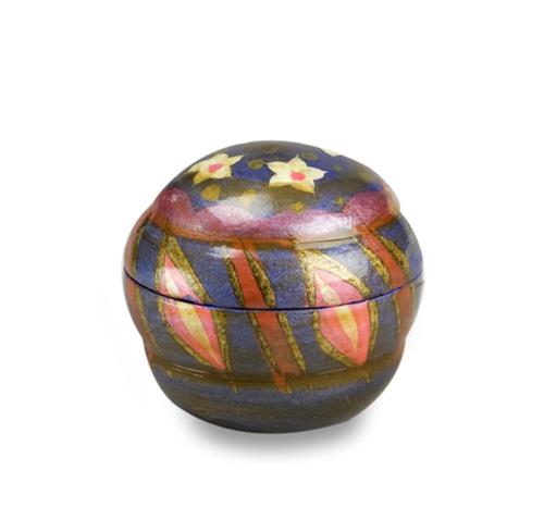 Box Wood painted flowers